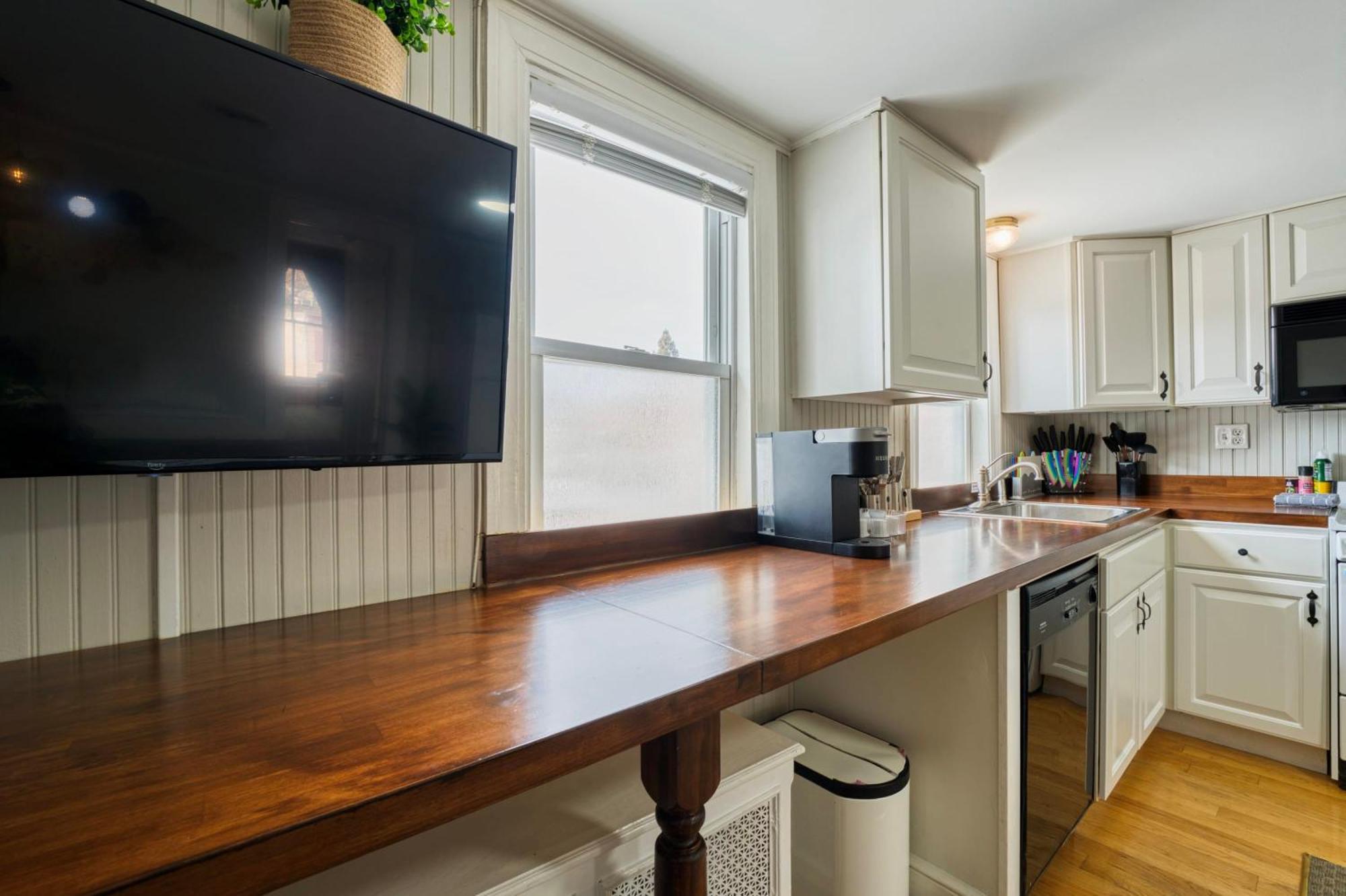 Top-Floor 1Br In Historic Capitol Hill واشنطن المظهر الخارجي الصورة
